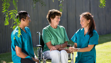Toi Ohomai Nurses with patient