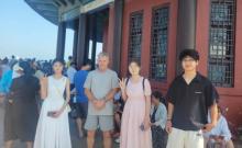 Craig Searle with students in Qingdao Craig Searle with students in Qingdao